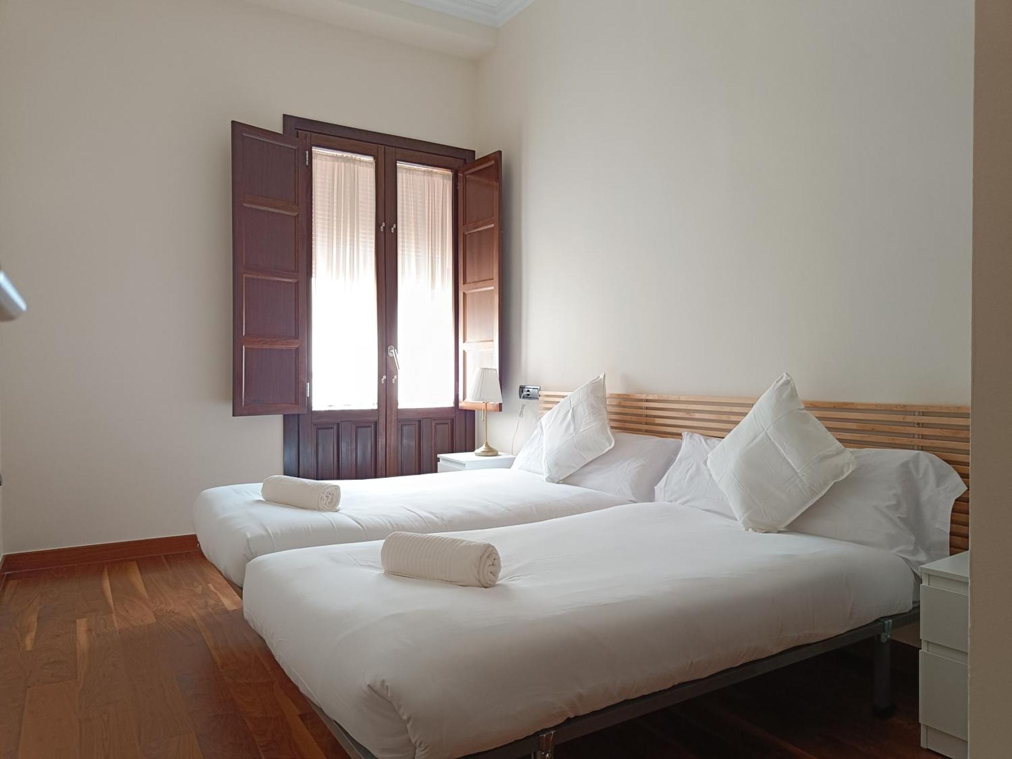 Apartamentos Palacio De Los Jeronimos Granada Ngoại thất bức ảnh